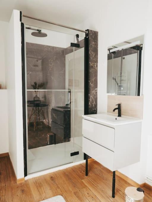 Appartement Avec Patio Saint Anne-dʼAuray 외부 사진